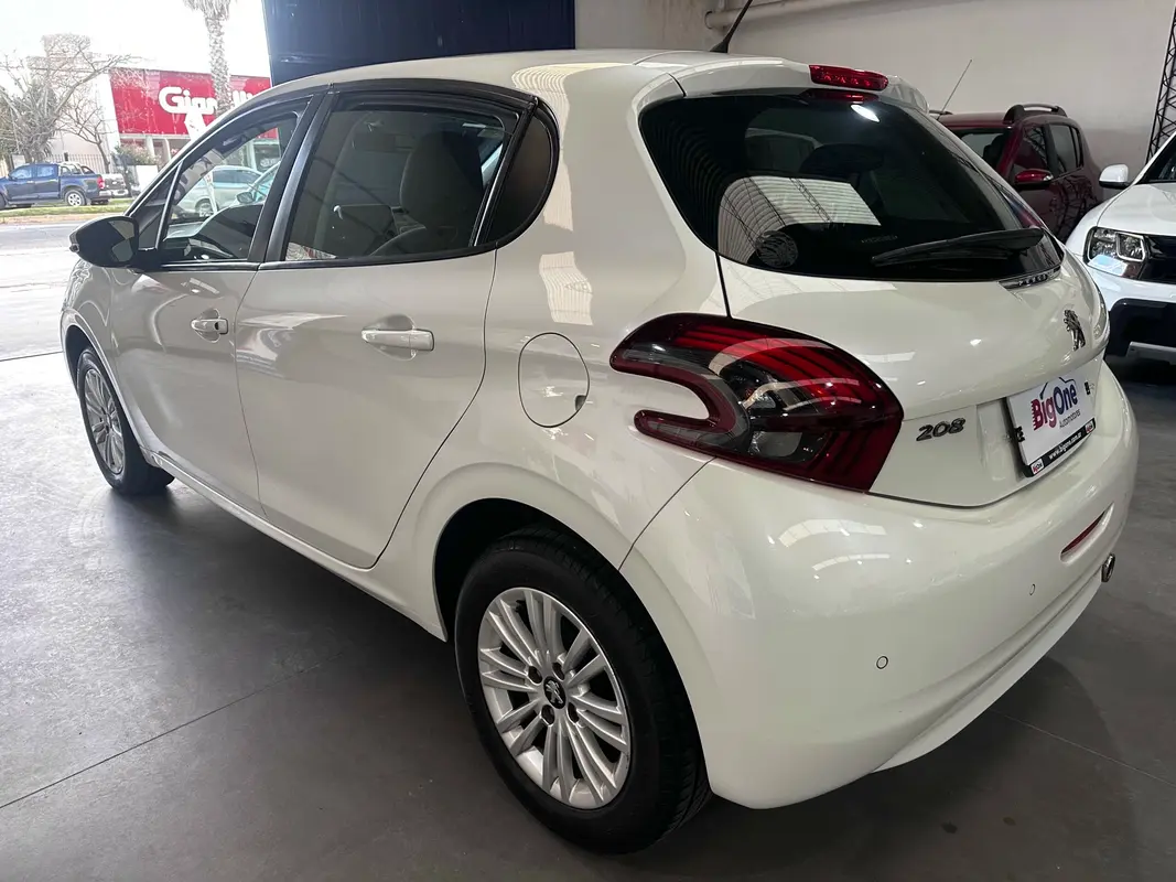 Mirá esta publicación de Peugeot 208
