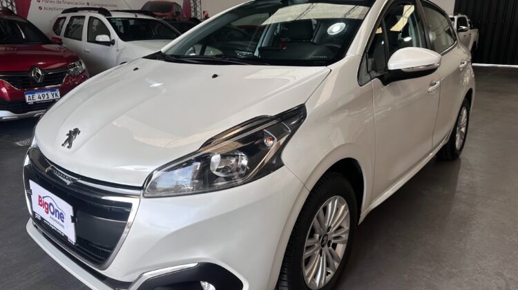 Mirá esta publicación de Peugeot 208