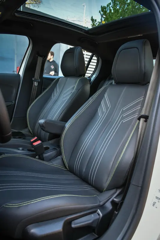 Mirá esta publicación de Peugeot 208