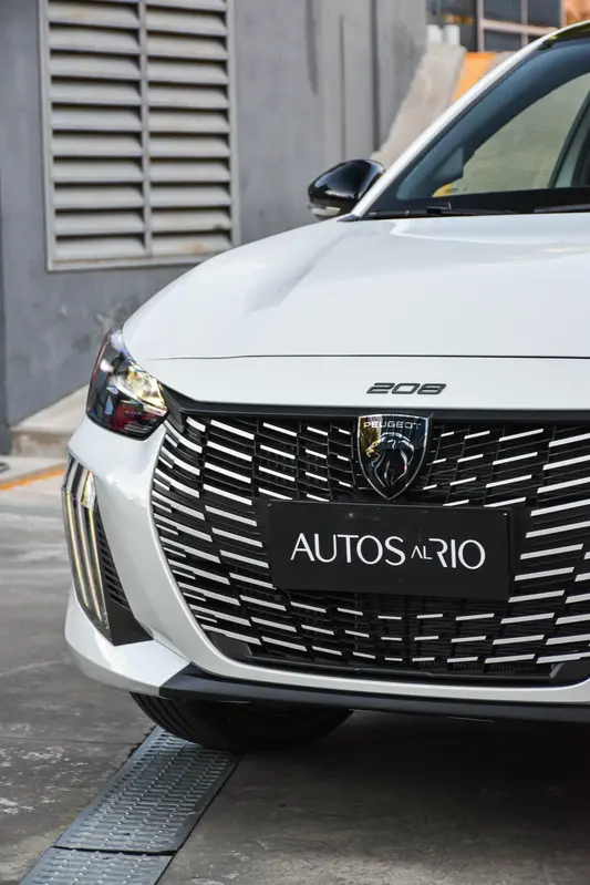 Mira esta publicación de Peugeot 208 2025 en Motordil
