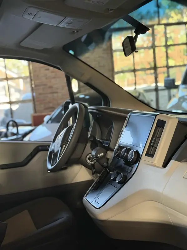 Mira esta publicación de Toyota Hiace 2025 en Motordil