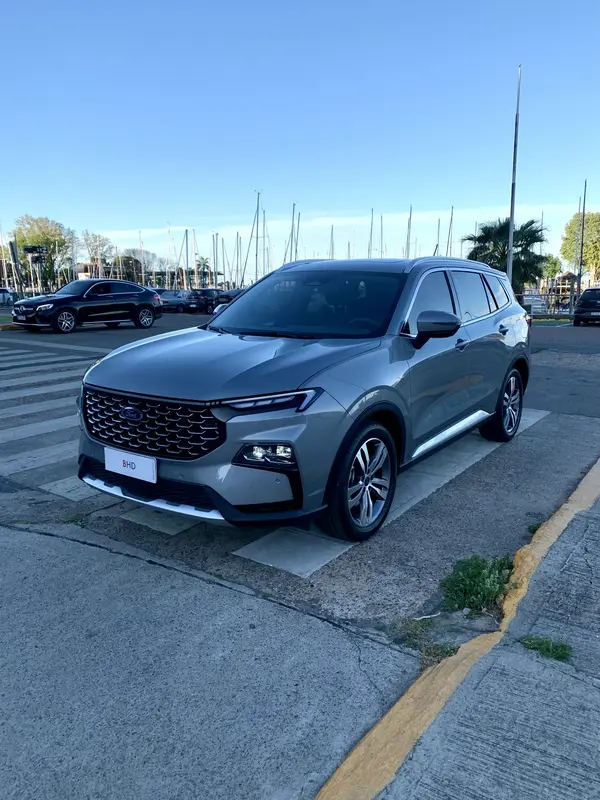 Mira esta publicación de Ford Territory 2024 en Motordil