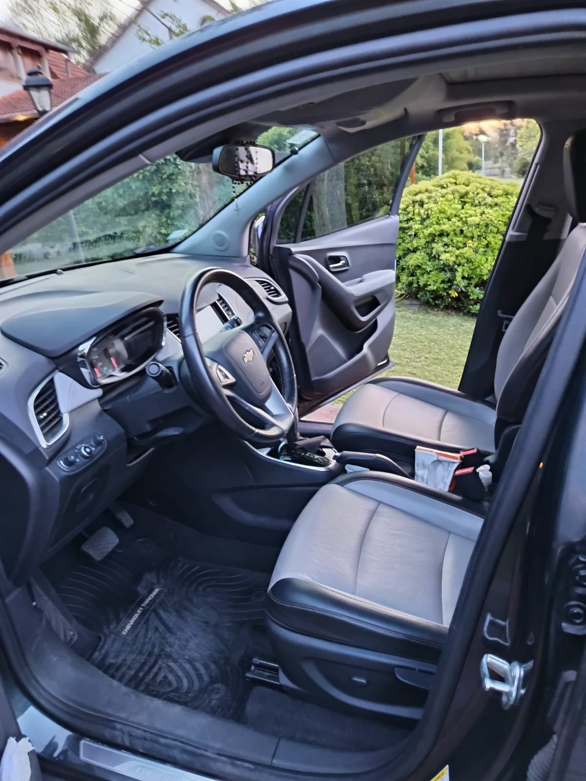 Mira esta publicación de Chevrolet Tracker 2018 en Motordil