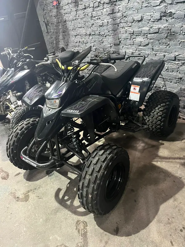 Mira esta publicación de Yamaha YFZ 350 Banshee 1985 en Motordil