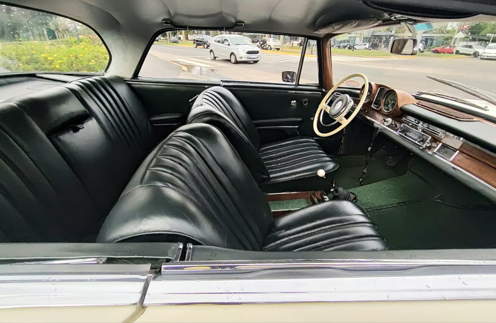 Mirá esta publicación de Mercedes Benz 220