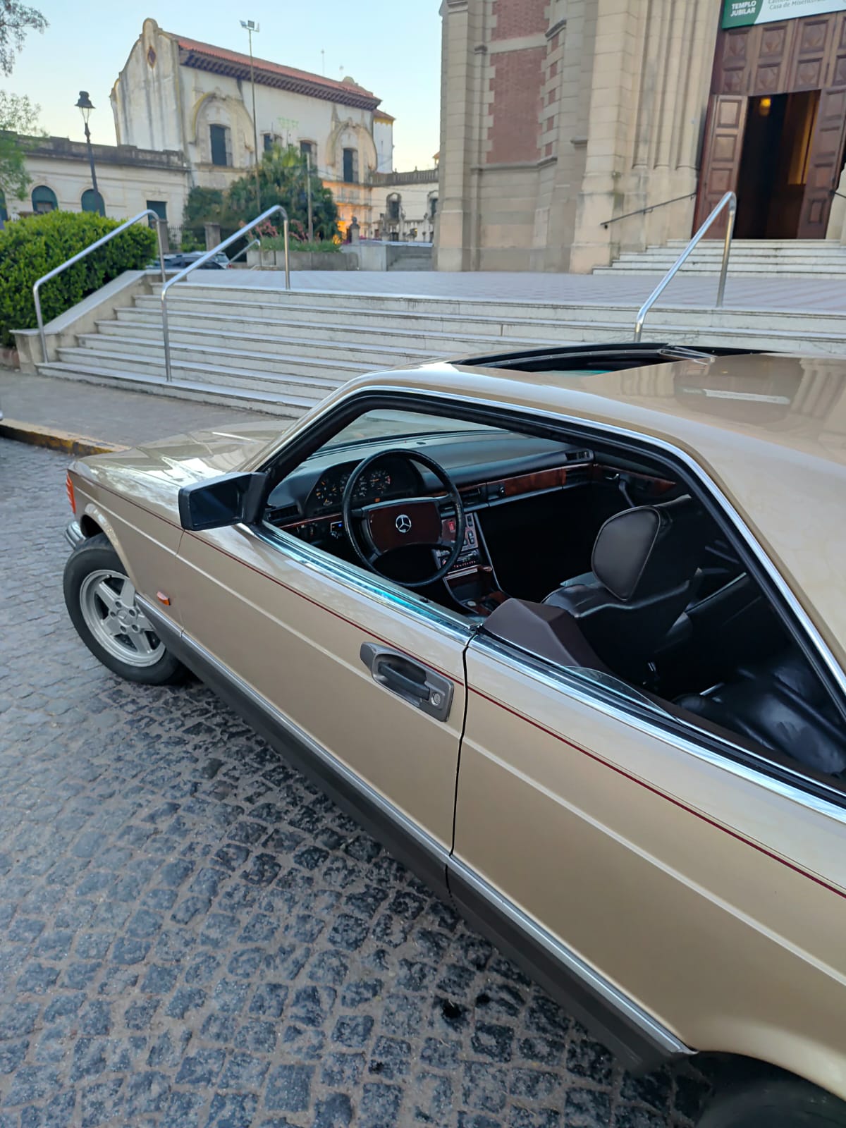 Mira esta publicación de Mercedes Benz 380 1982 en Motordil