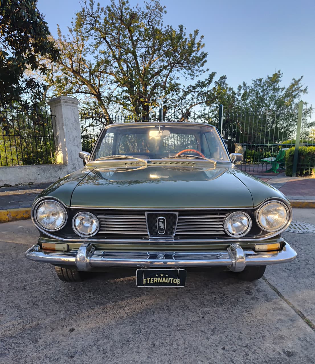 Mirá esta publicación de I.k.a. Renault Torino