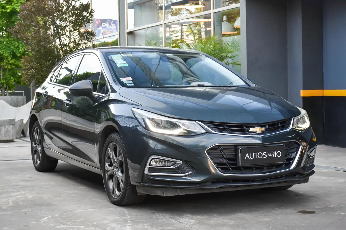 Mira esta publicación de Chevrolet Cruze 2017 en Motordil