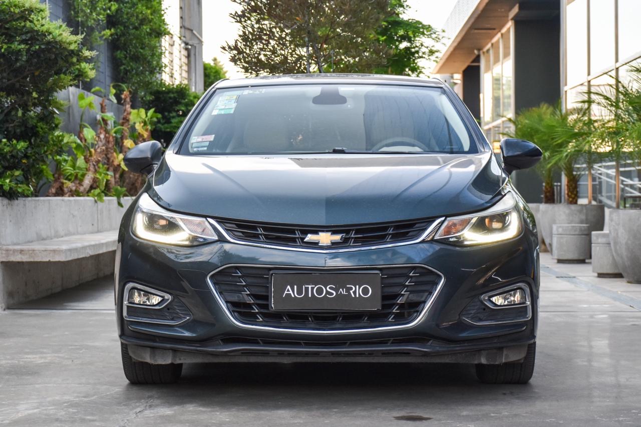 Mira esta publicación de Chevrolet Cruze 2017 en Motordil
