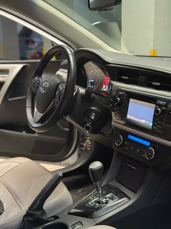 Mira esta publicación de Toyota Corolla 2016 en Motordil