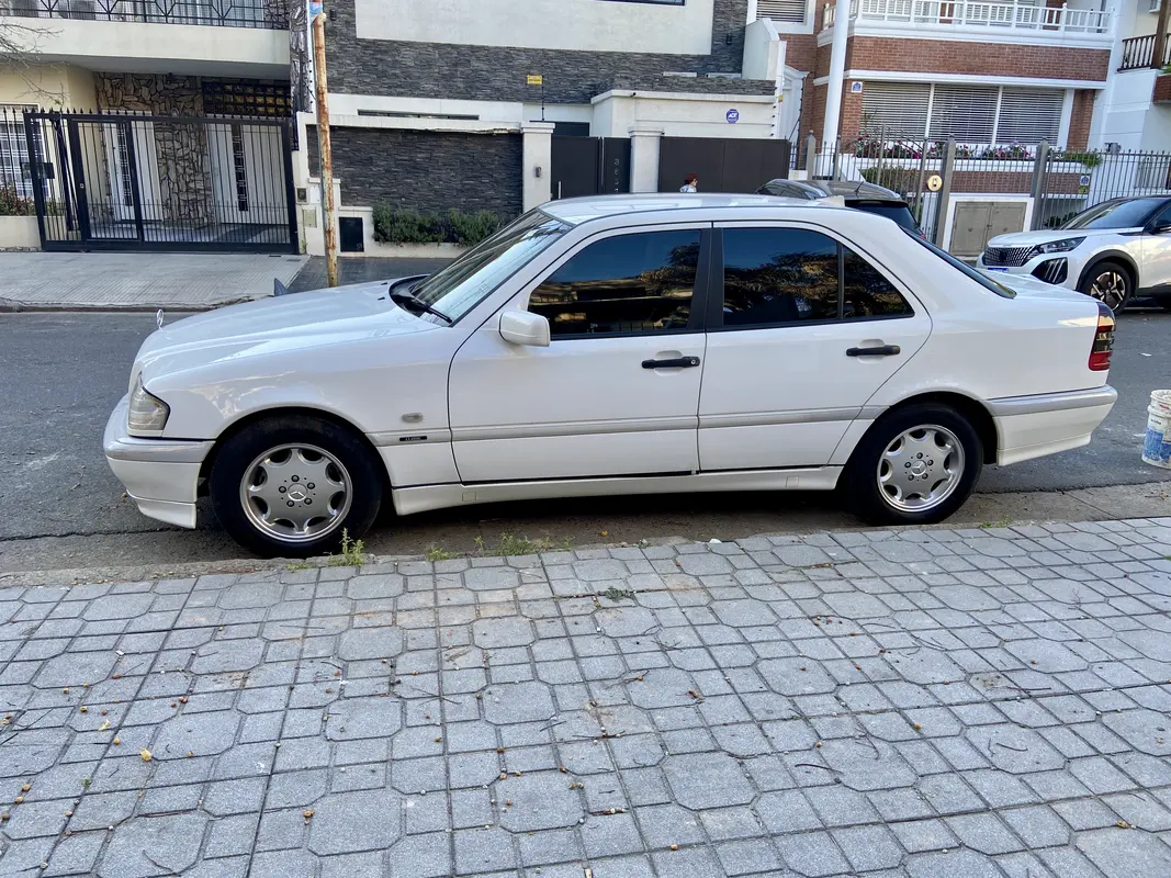 Mirá esta publicación de Mercedes Benz Clase C