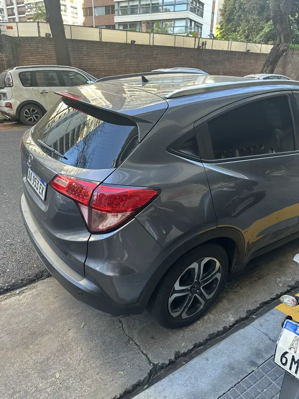 Mira esta publicación de Honda HRV 2017 en Motordil