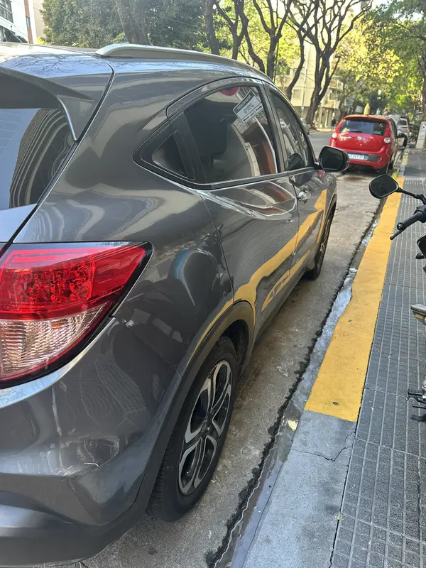 Mira esta publicación de Honda HRV 2017 en Motordil