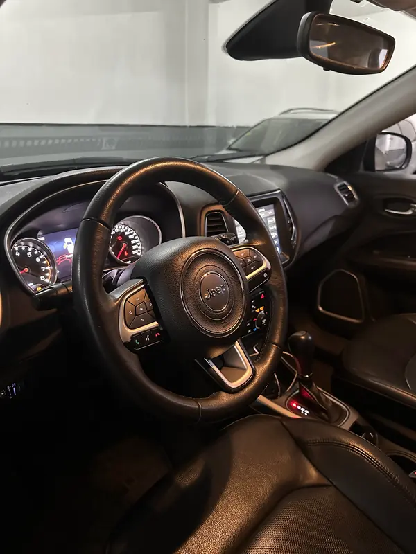 Mirá esta publicación de Jeep Compass