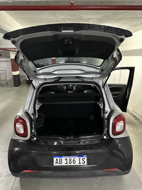 Mira esta publicación de Smart Forfour 2017 en Motordil