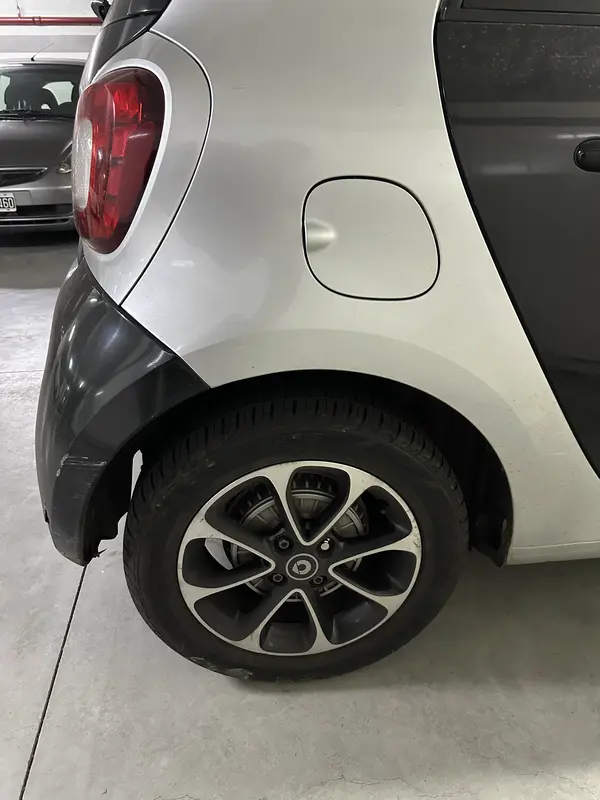 Mira esta publicación de Smart Forfour 2017 en Motordil