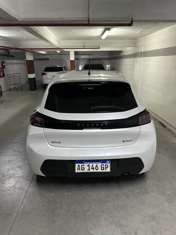 Mira esta publicación de Peugeot 208 2023 en Motordil