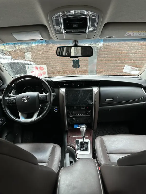 Mira esta publicación de Toyota SW4 2020 en Motordil