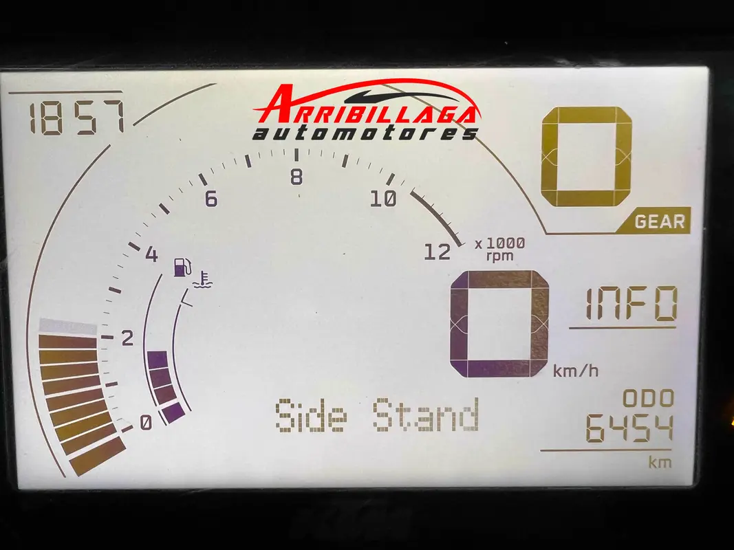 Mira esta publicación de KTM Adventure 250 2022 en Motordil