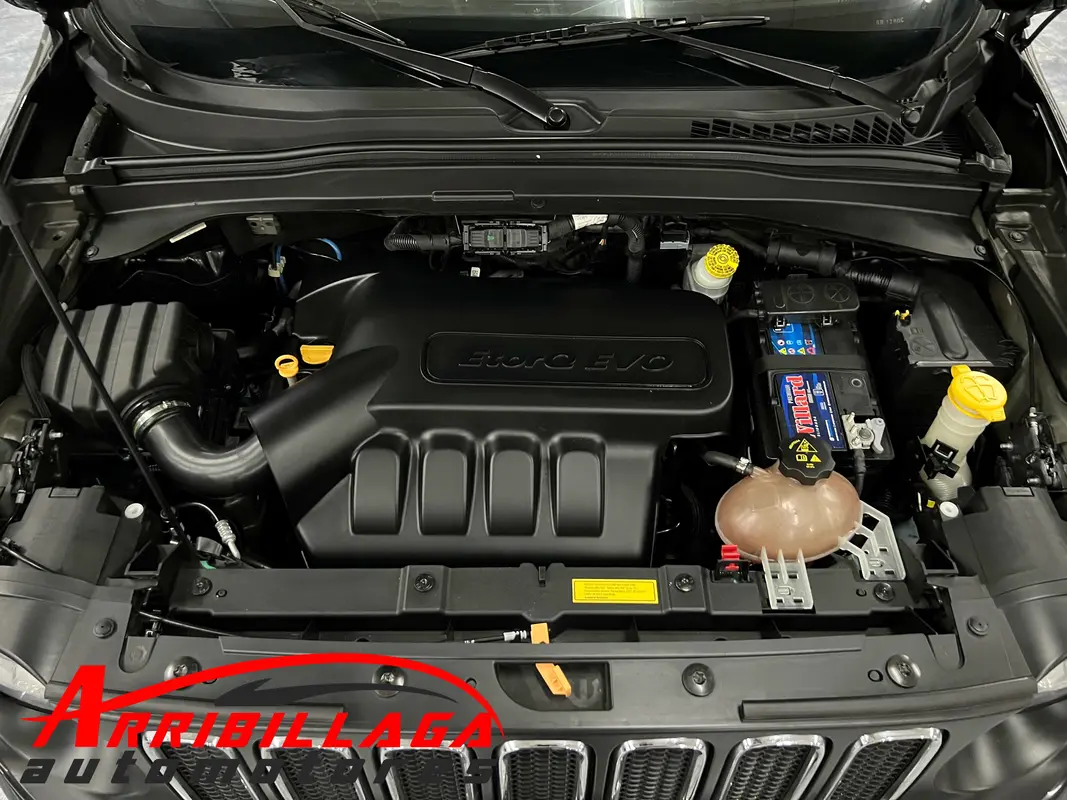 Mira esta publicación de Jeep Renegade 2017 en Motordil