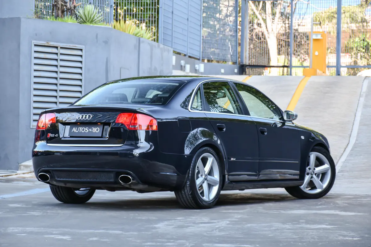 Mirá esta publicación de Audi RS4