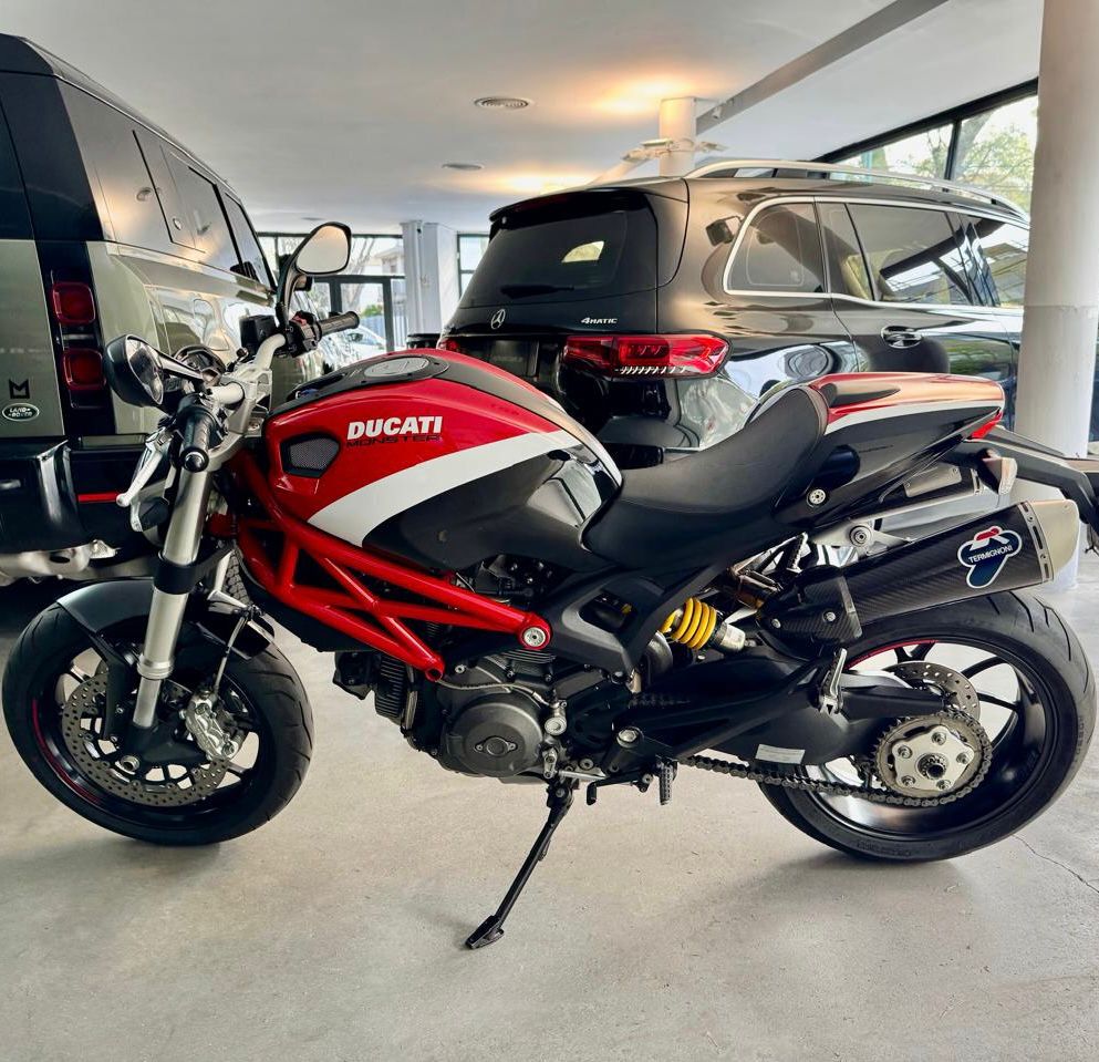 Mira esta publicación de Ducati 796 2013 en Motordil
