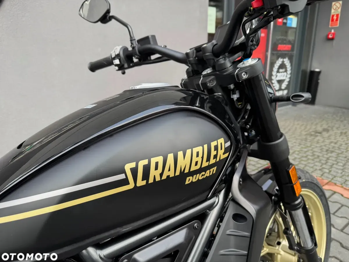 Mira esta publicación de Ducati 800 Full Throttle 2025 en Motordil