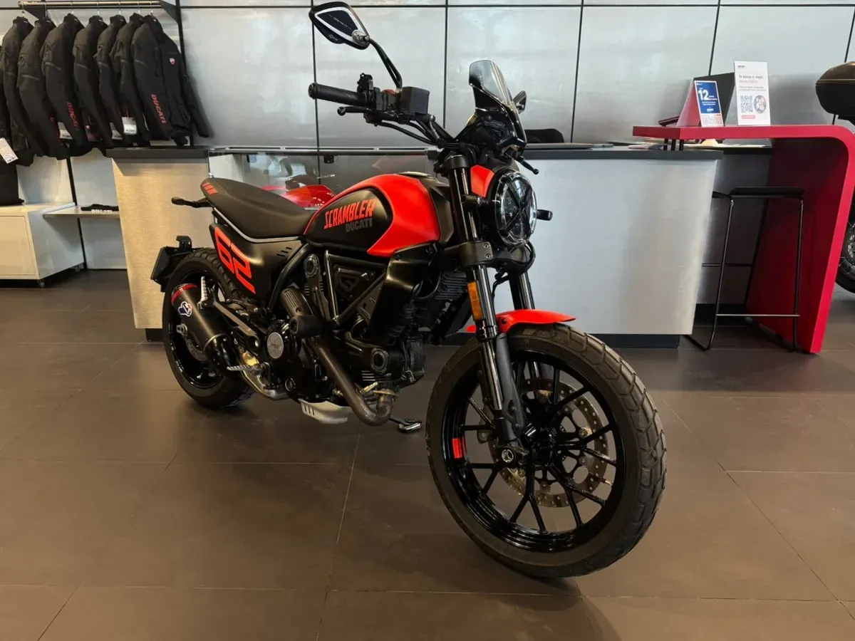 Mira esta publicación de Ducati 800 Full Throttle 2024 en Motordil