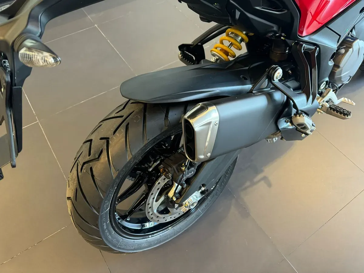 Mira esta publicación de Ducati 950 2025 en Motordil