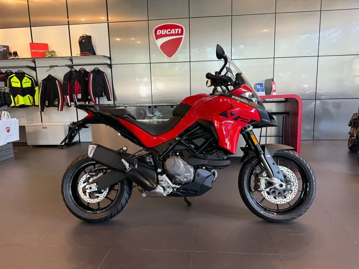 Mira esta publicación de Ducati 950 2025 en Motordil