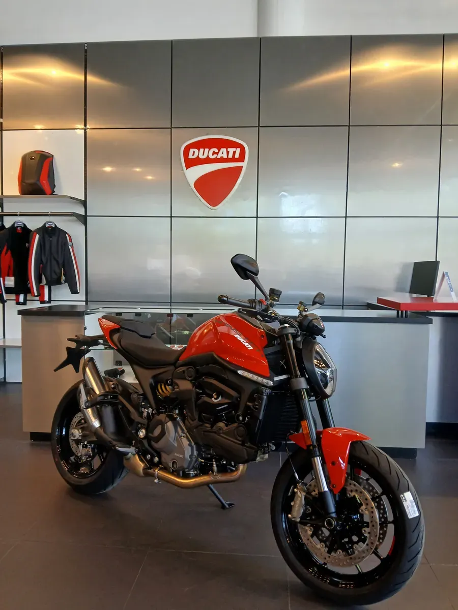 Mira esta publicación de Ducati 937 2025 en Motordil