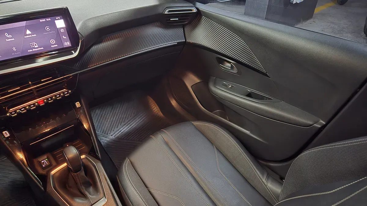 Mira esta publicación de Peugeot 208 2023 en Motordil
