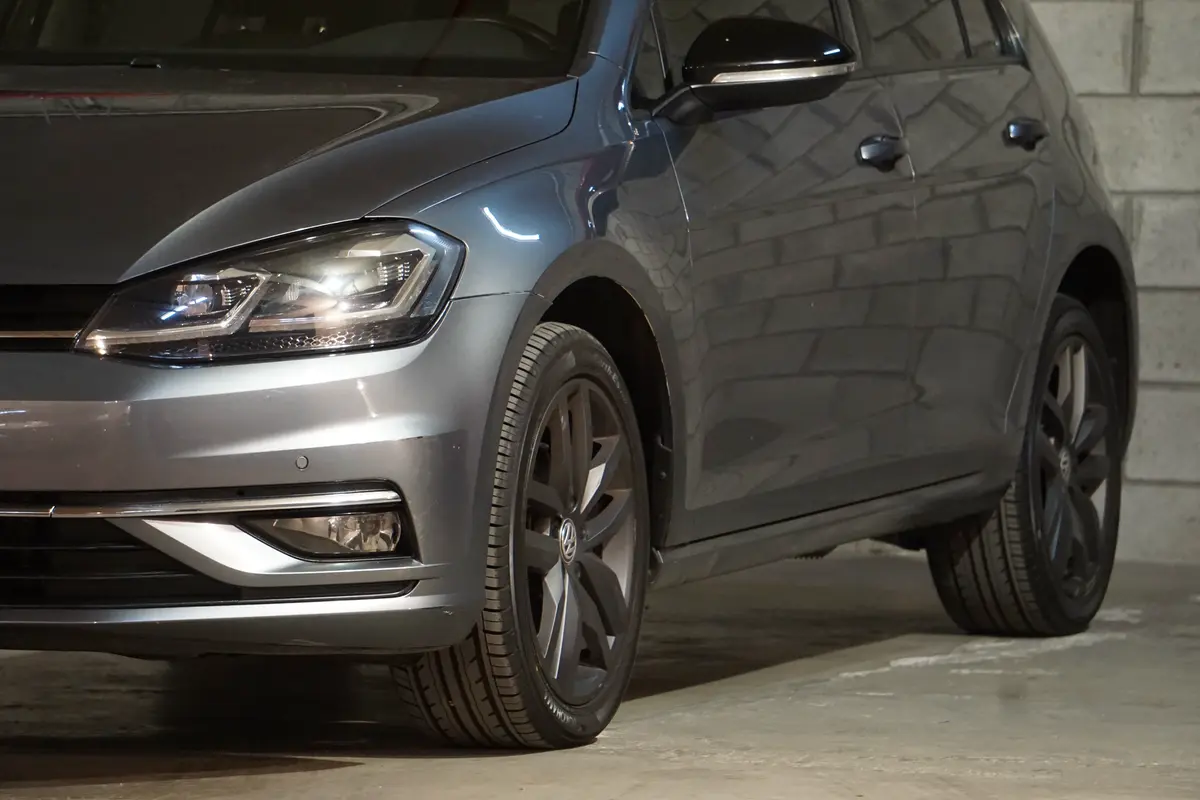 Mira esta publicación de Volkswagen Golf 2018 en Motordil