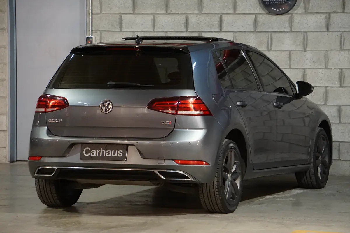 Mira esta publicación de Volkswagen Golf 2018 en Motordil