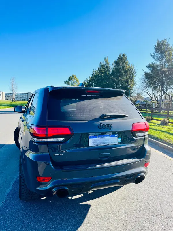 Mira esta publicación de Jeep Grand Cherokee 2019 en Motordil