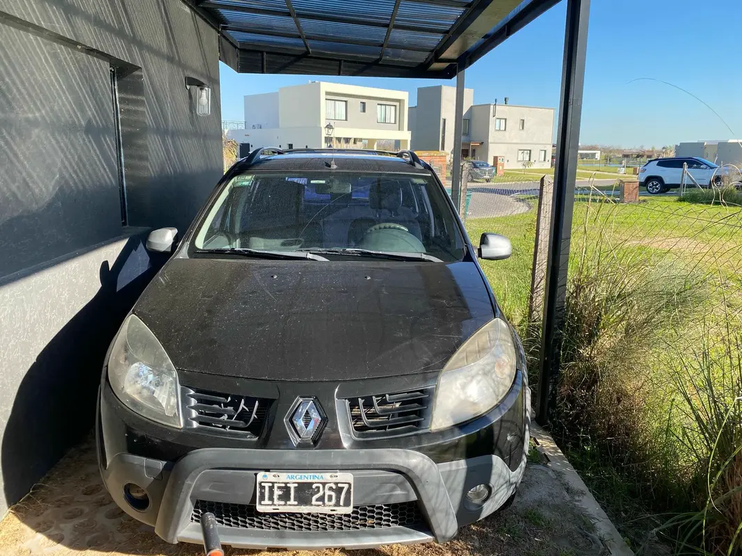 Mira esta publicación de Renault Sandero 2010 en Motordil
