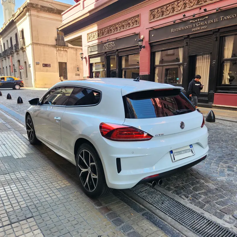 Mira esta publicación de Volkswagen Scirocco 2018 en Motordil