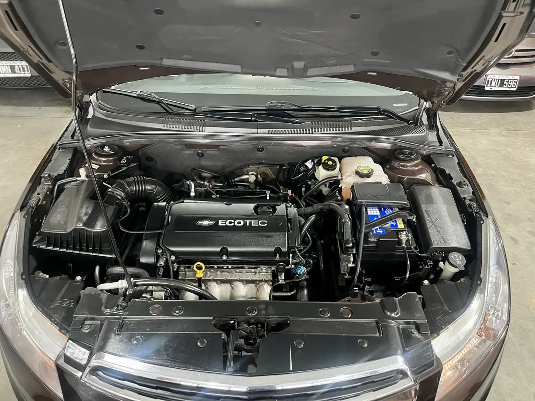 Mira esta publicación de Chevrolet Cruze 2014 en Motordil