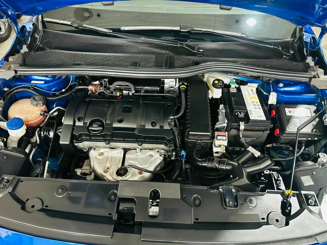 Mira esta publicación de Peugeot 208 2021 en Motordil
