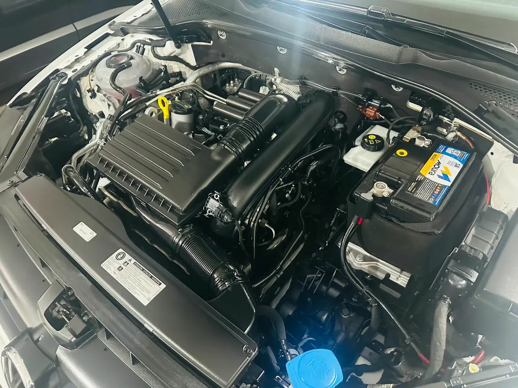 Mira esta publicación de Volkswagen Golf 2018 en Motordil