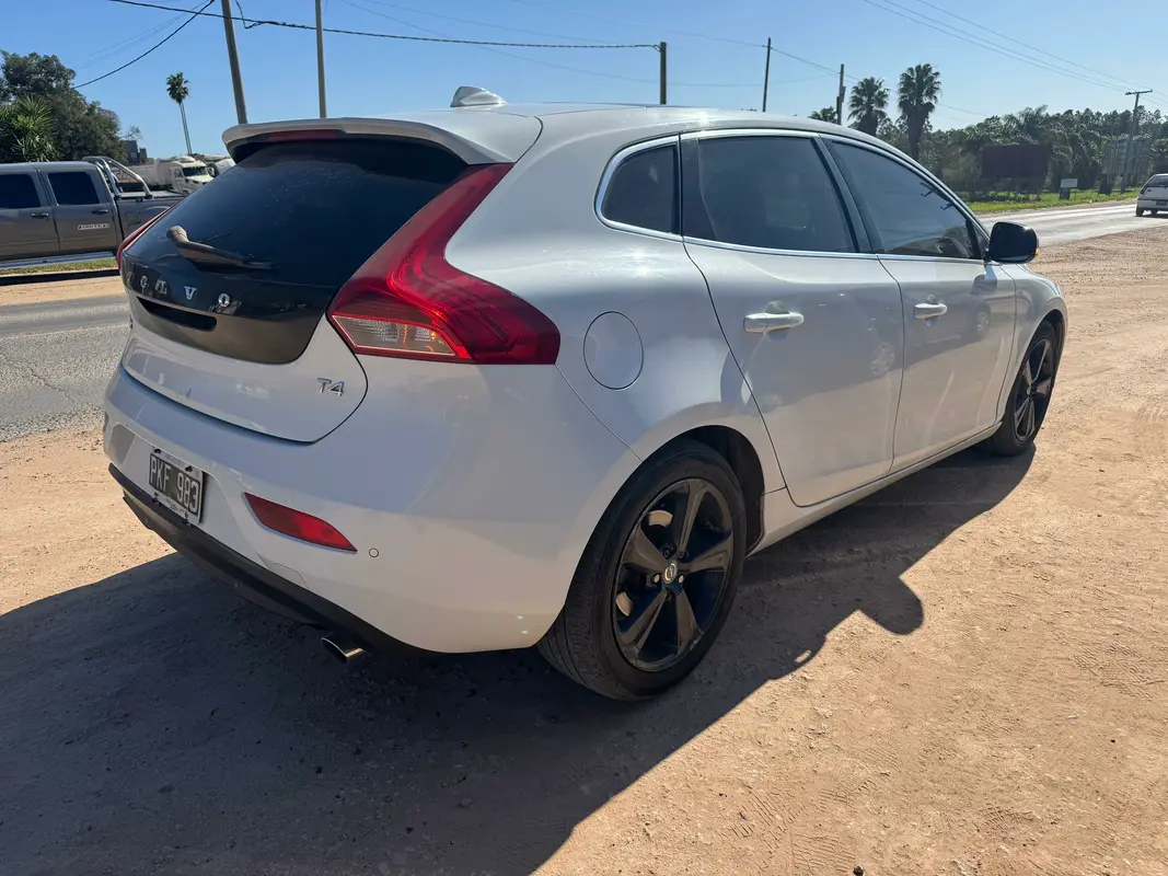 Mirá esta publicación de Volvo V 40