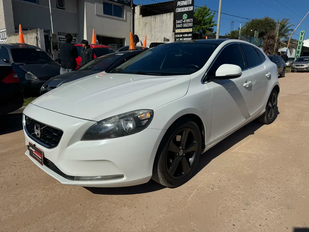 Mirá esta publicación de Volvo V 40