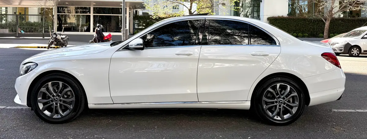 Mira esta publicación de Mercedes Benz Clase C 2018 en Motordil
