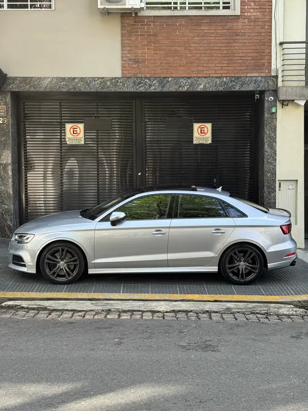 Mira esta publicación de Audi S3 2017 en Motordil