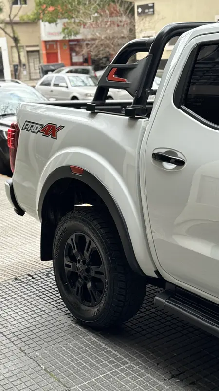 Mira esta publicación de Nissan Frontier 2022 en Motordil