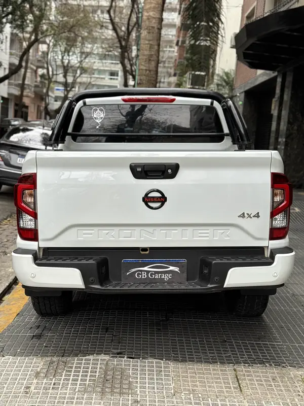 Mira esta publicación de Nissan Frontier 2022 en Motordil