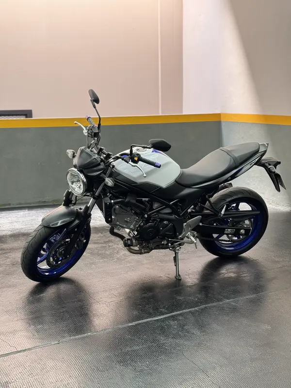 Mira esta publicación de Suzuki SV 650 2017 en Motordil