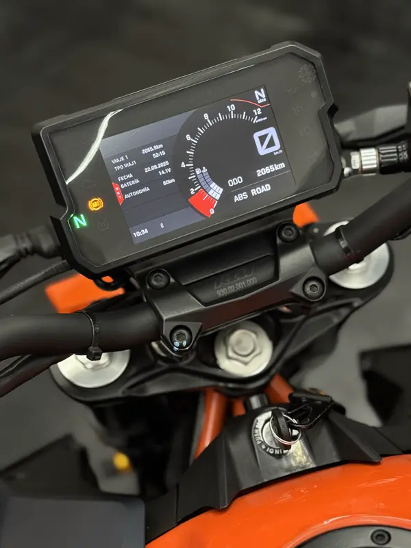 Mira esta publicación de KTM Duke 390 Naked G3 2023 en Motordil