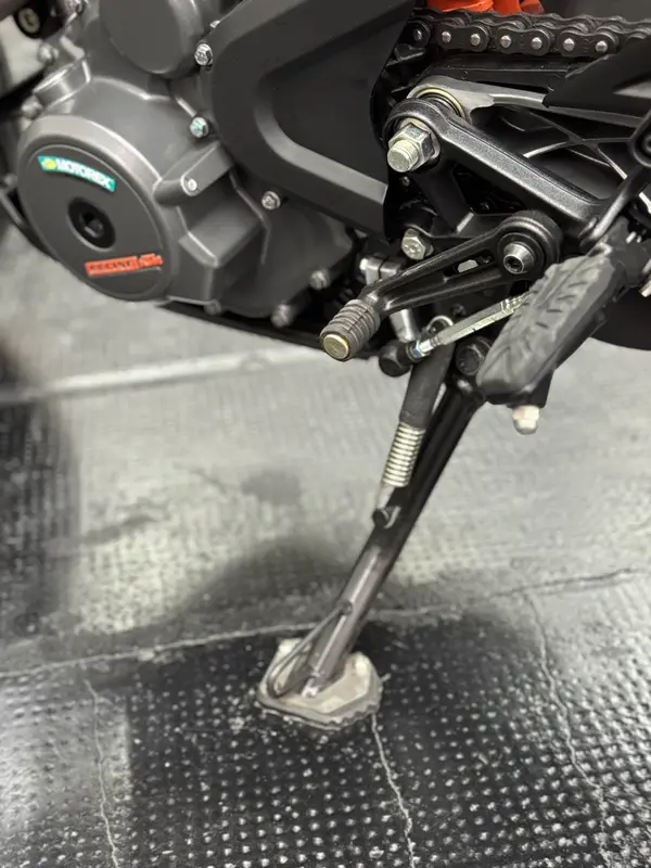 Mira esta publicación de KTM Duke 390 Naked G3 2023 en Motordil