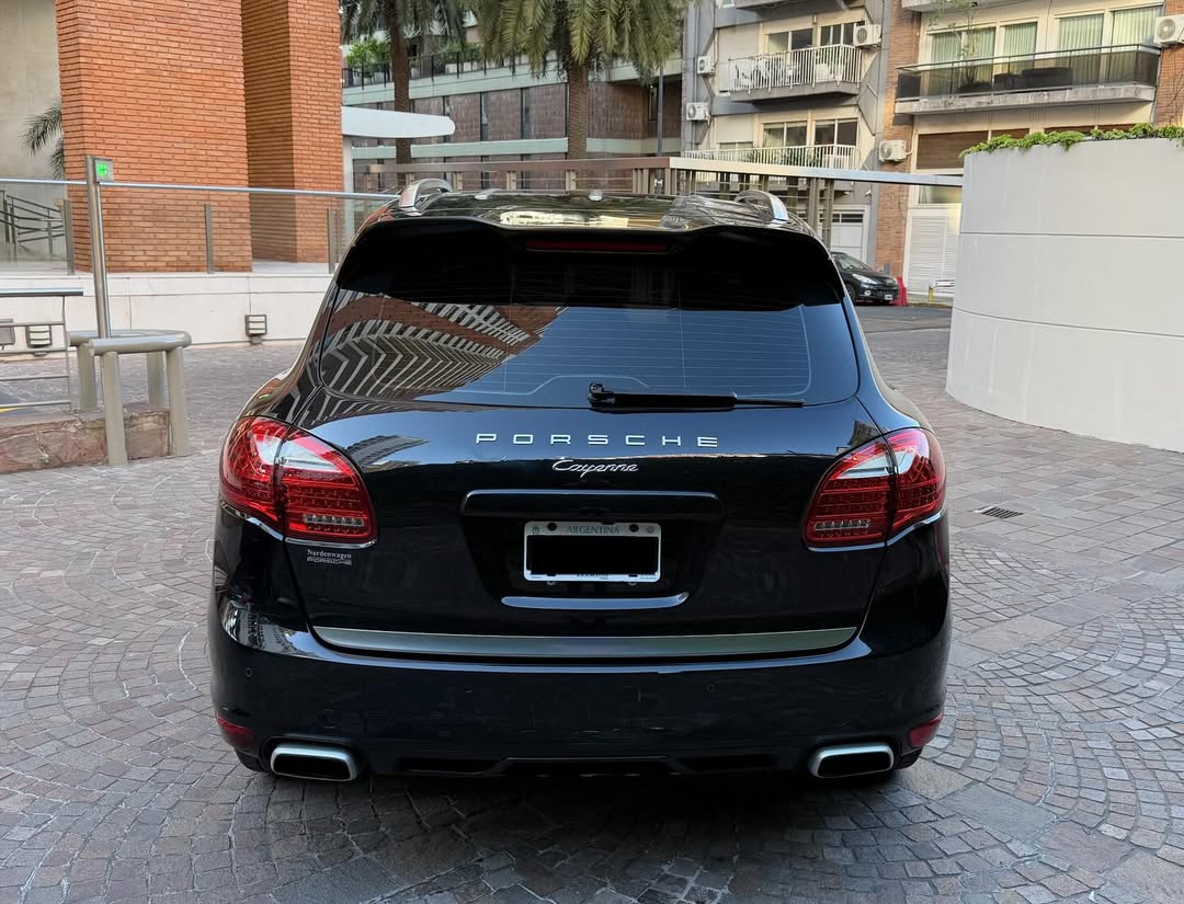 Mira esta publicación de Porsche Cayenne 2013 en Motordil